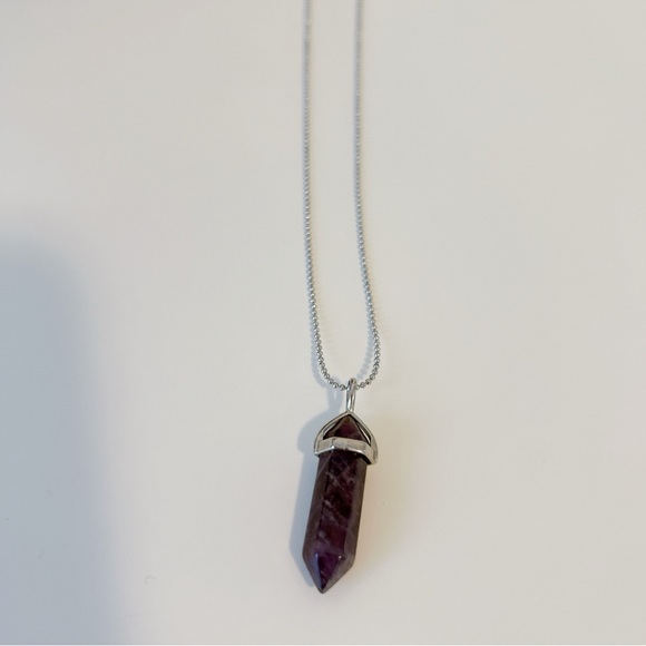 Amethyst Quartz Charm - Picture 1 of 4
